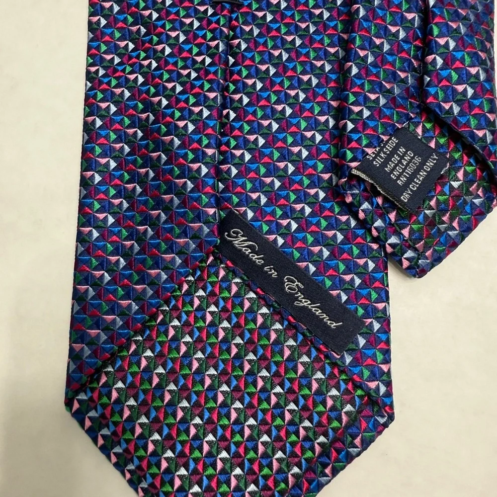 CHARLES TYRWHITT  100% Silk Charles Multi Color Tie - Made in England